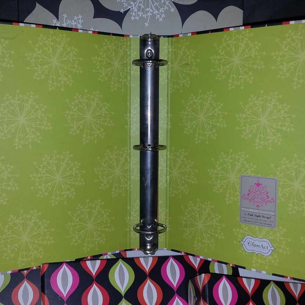 Binders - Picture 7 of 7